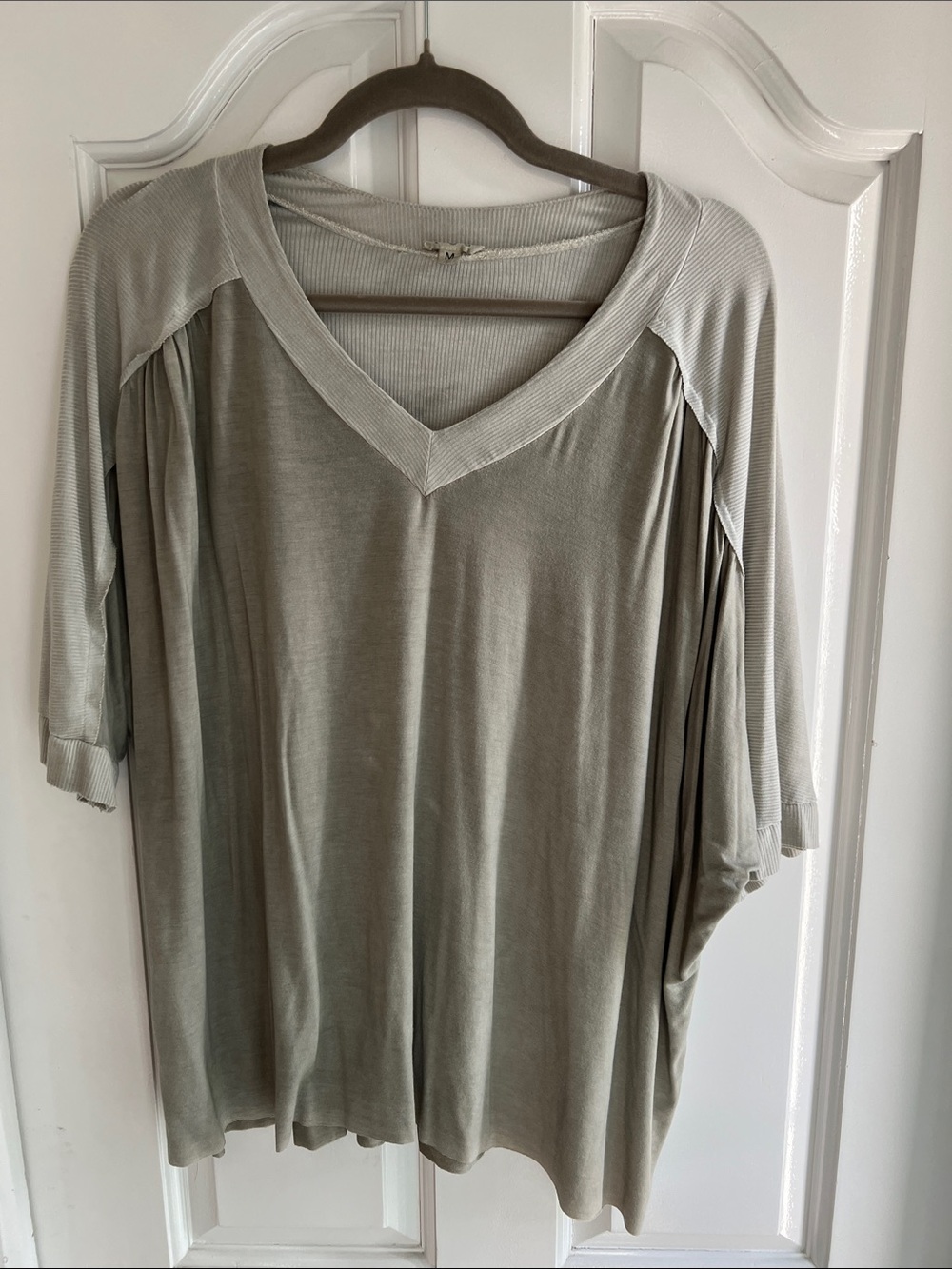 POL Oversized V-Neck Tunic in Light Sage